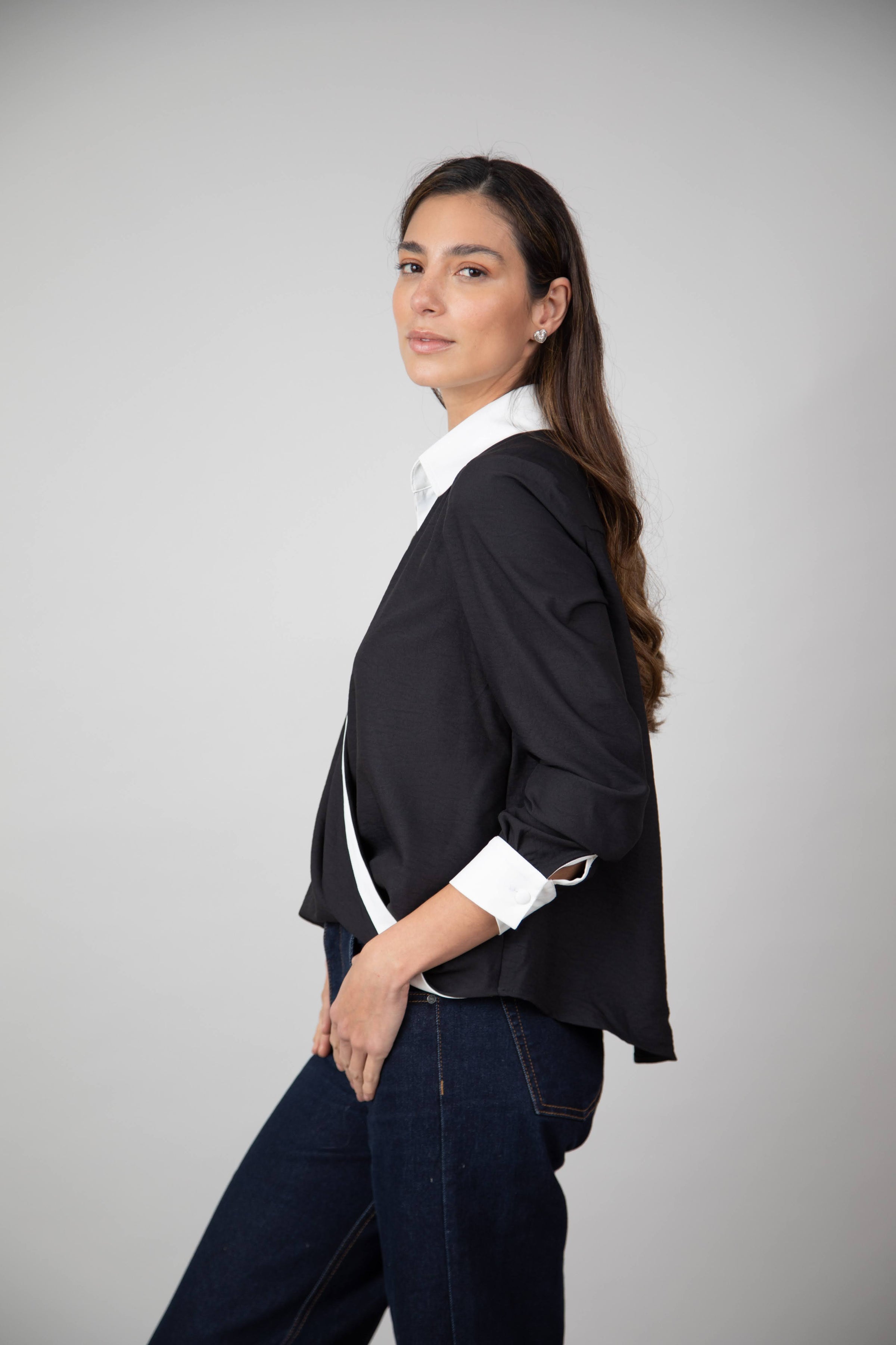 Blusa Emilia Negra