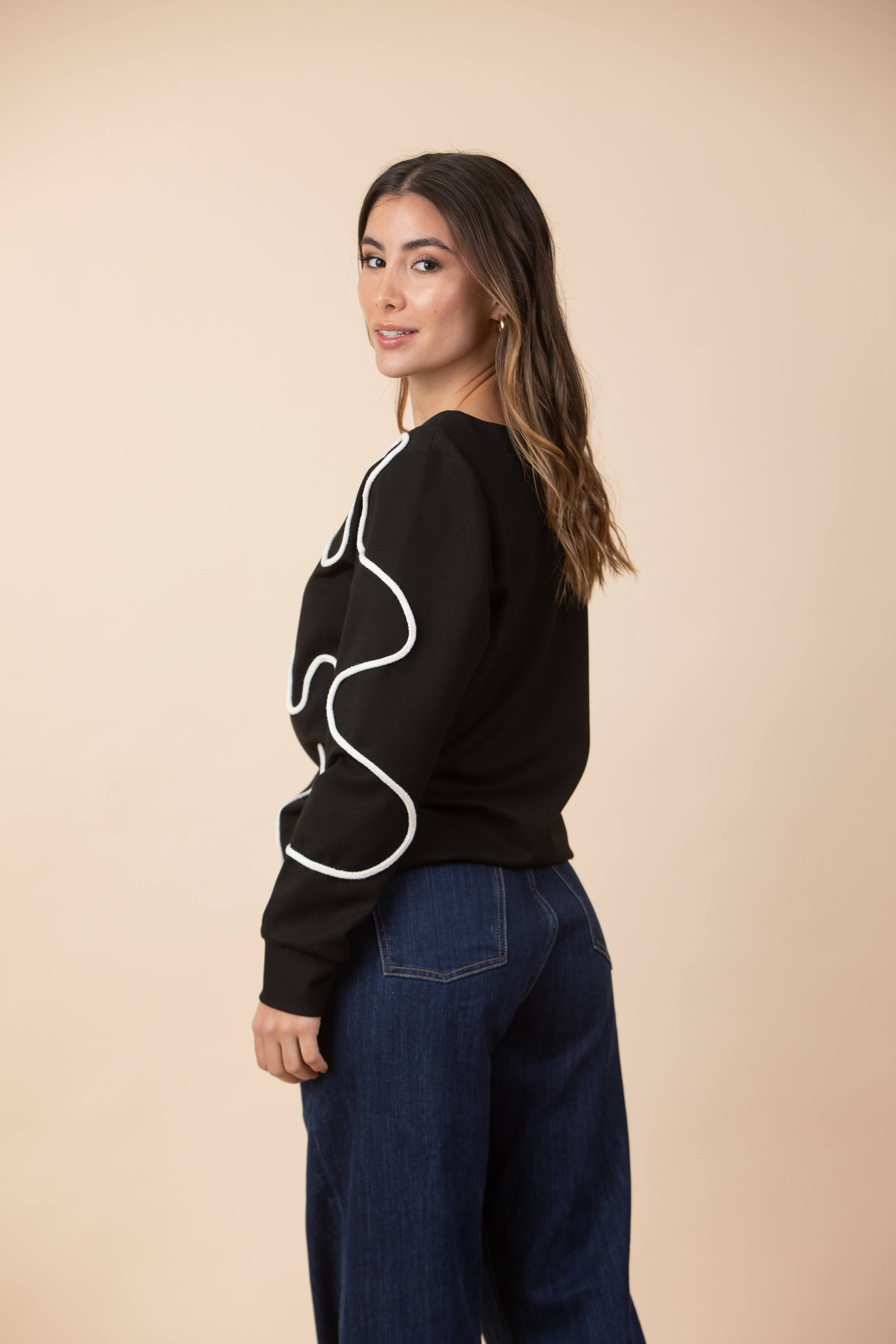 Buzo Emilia bordado Arabezcos Negro / Marfil