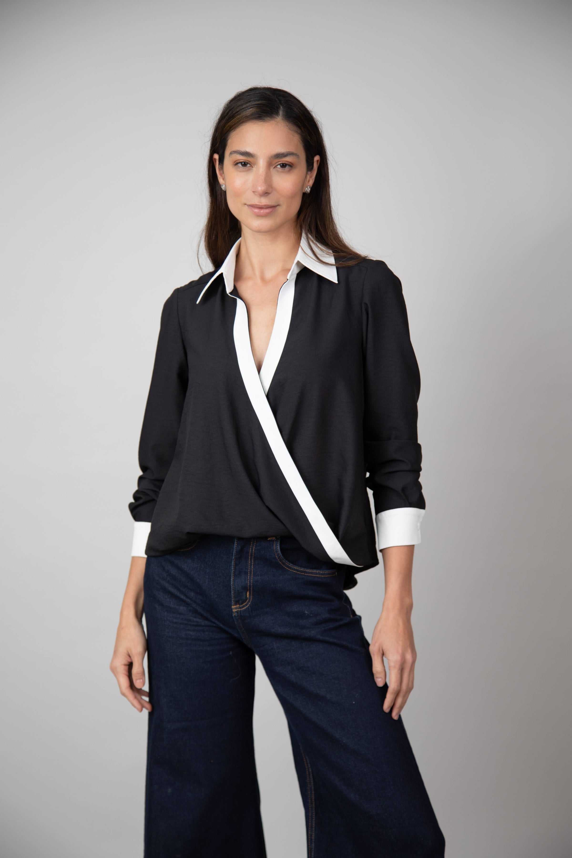 Blusa Emilia Negra