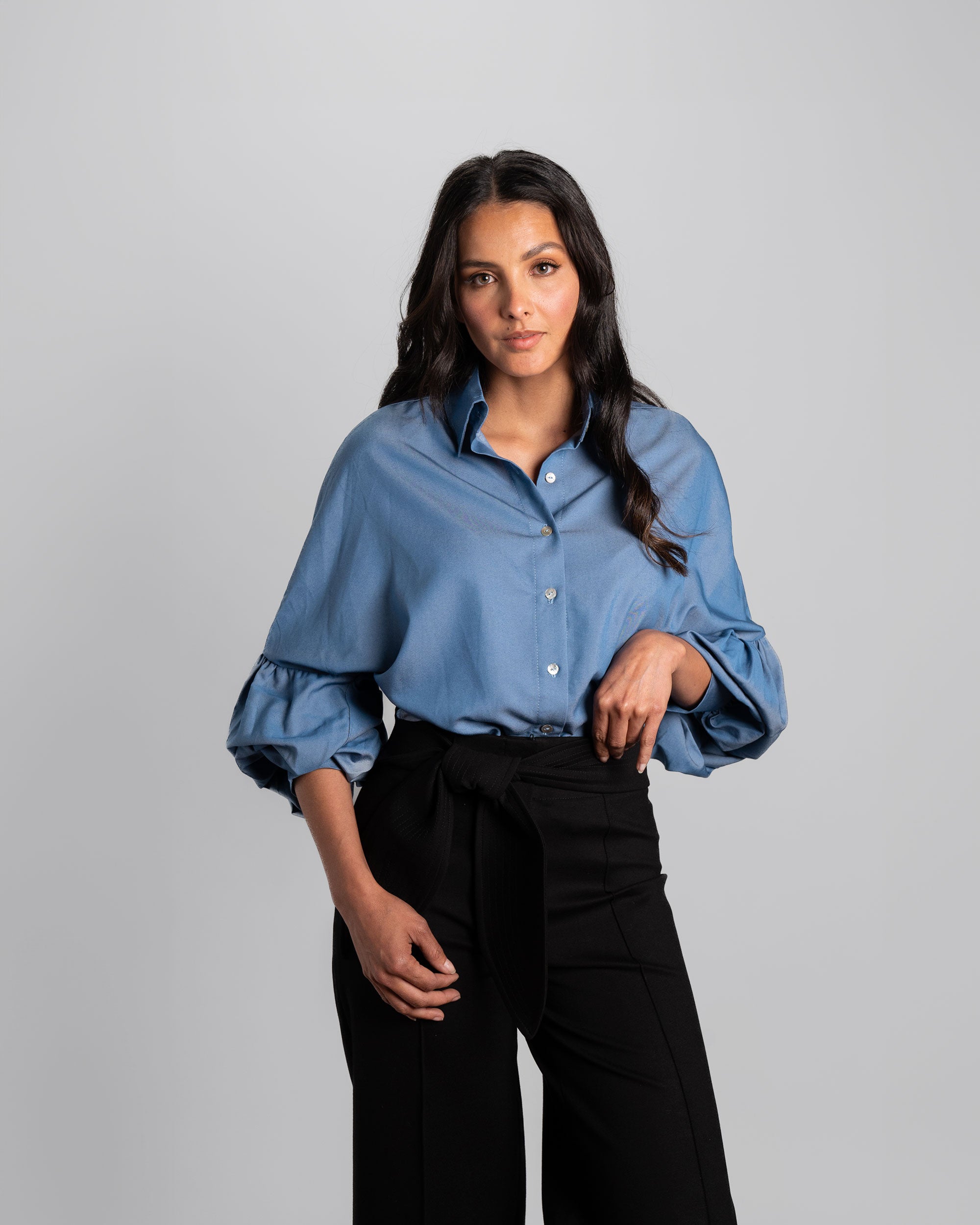 Pantalón Camila Punto Con Cinturón De Hojas Negro