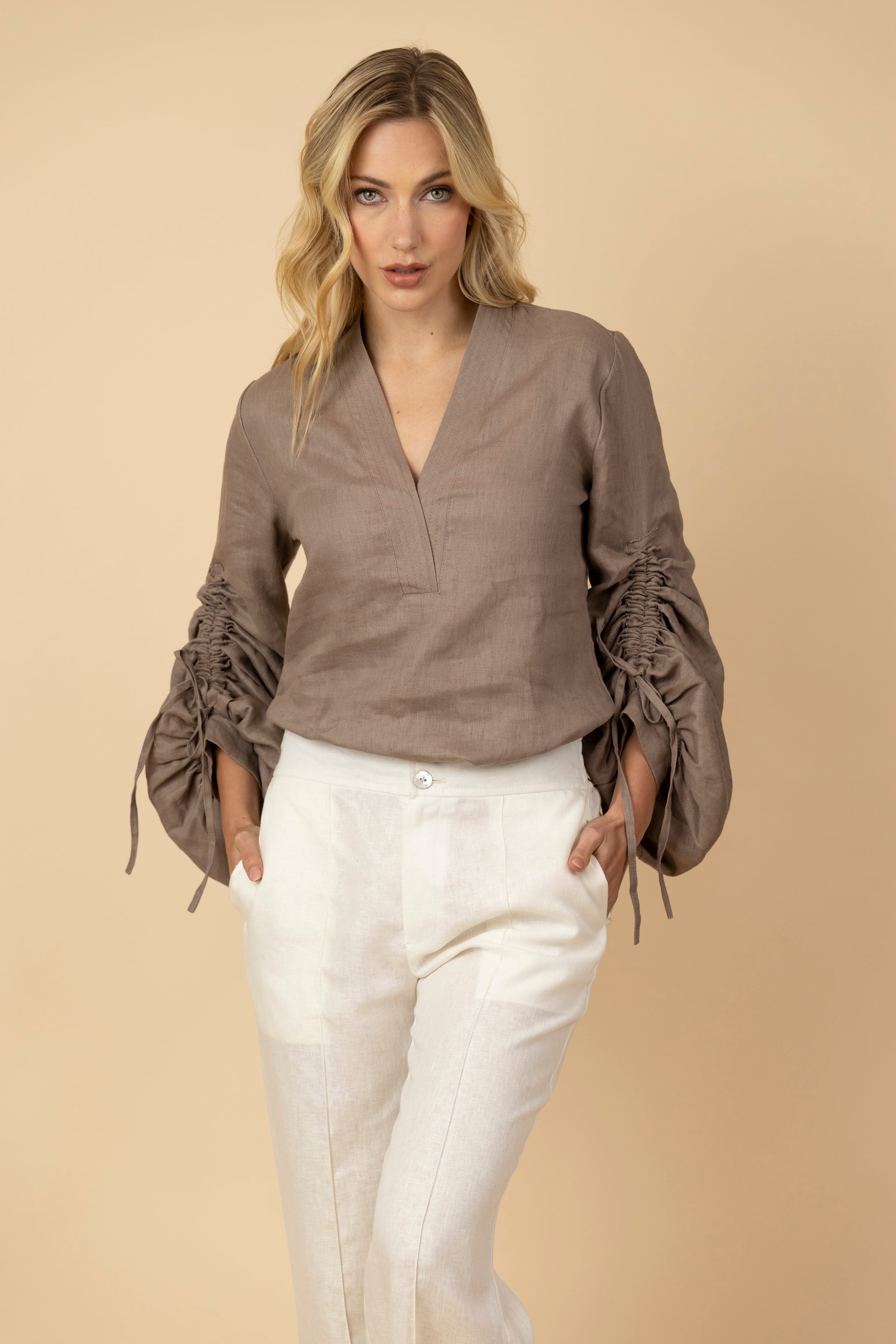 Blusa Juana 100% Lino Taupé