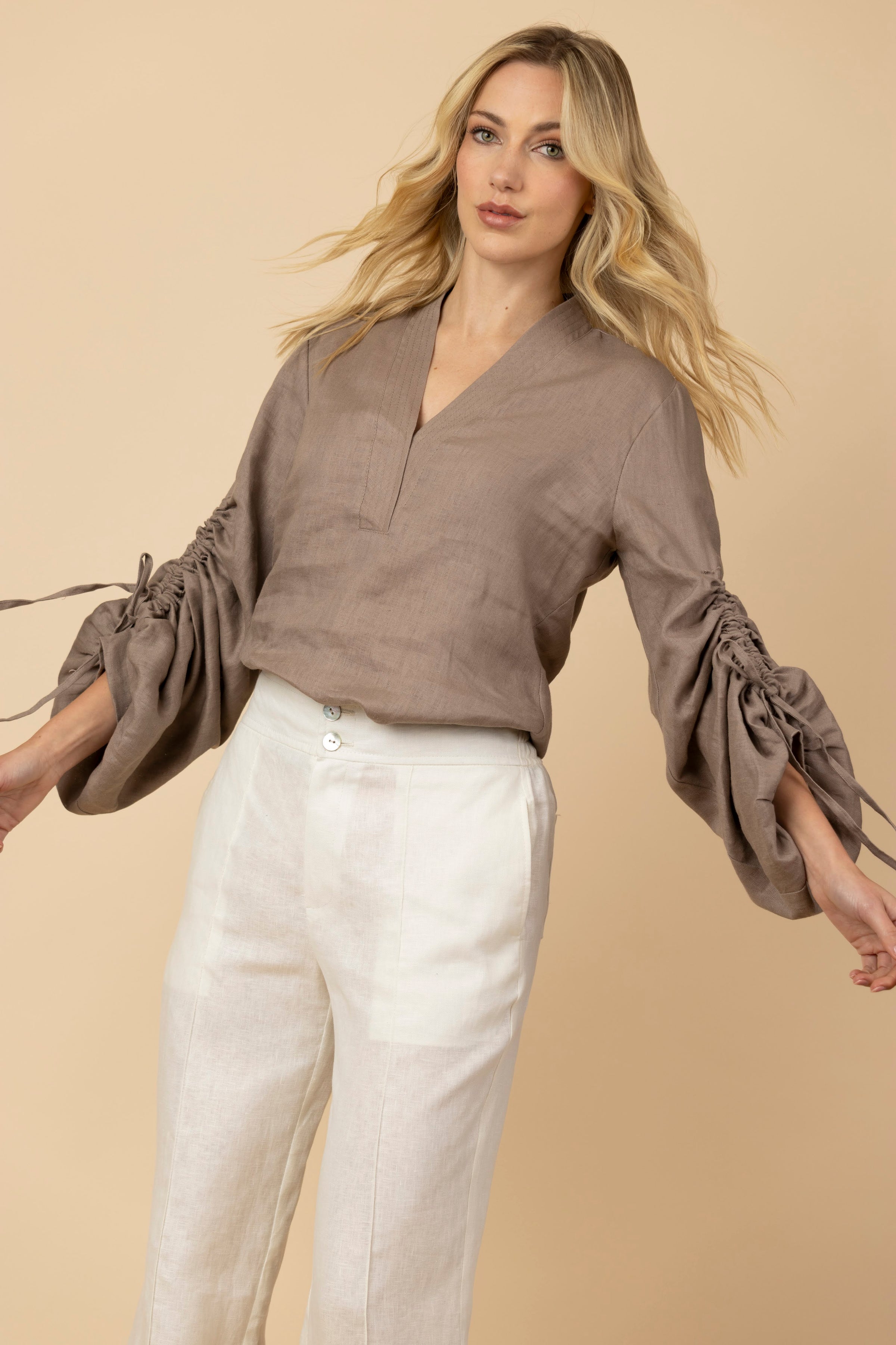 Blusa Juana 100% Lino Taupé