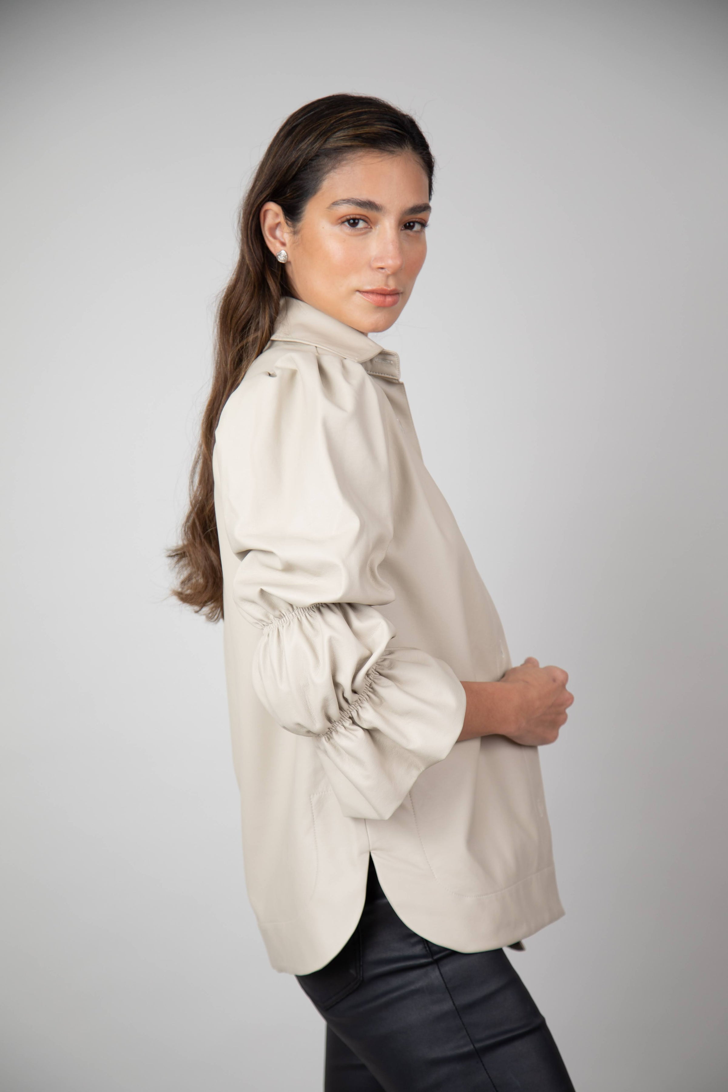 Blusa / Chaqueta Noah Beige