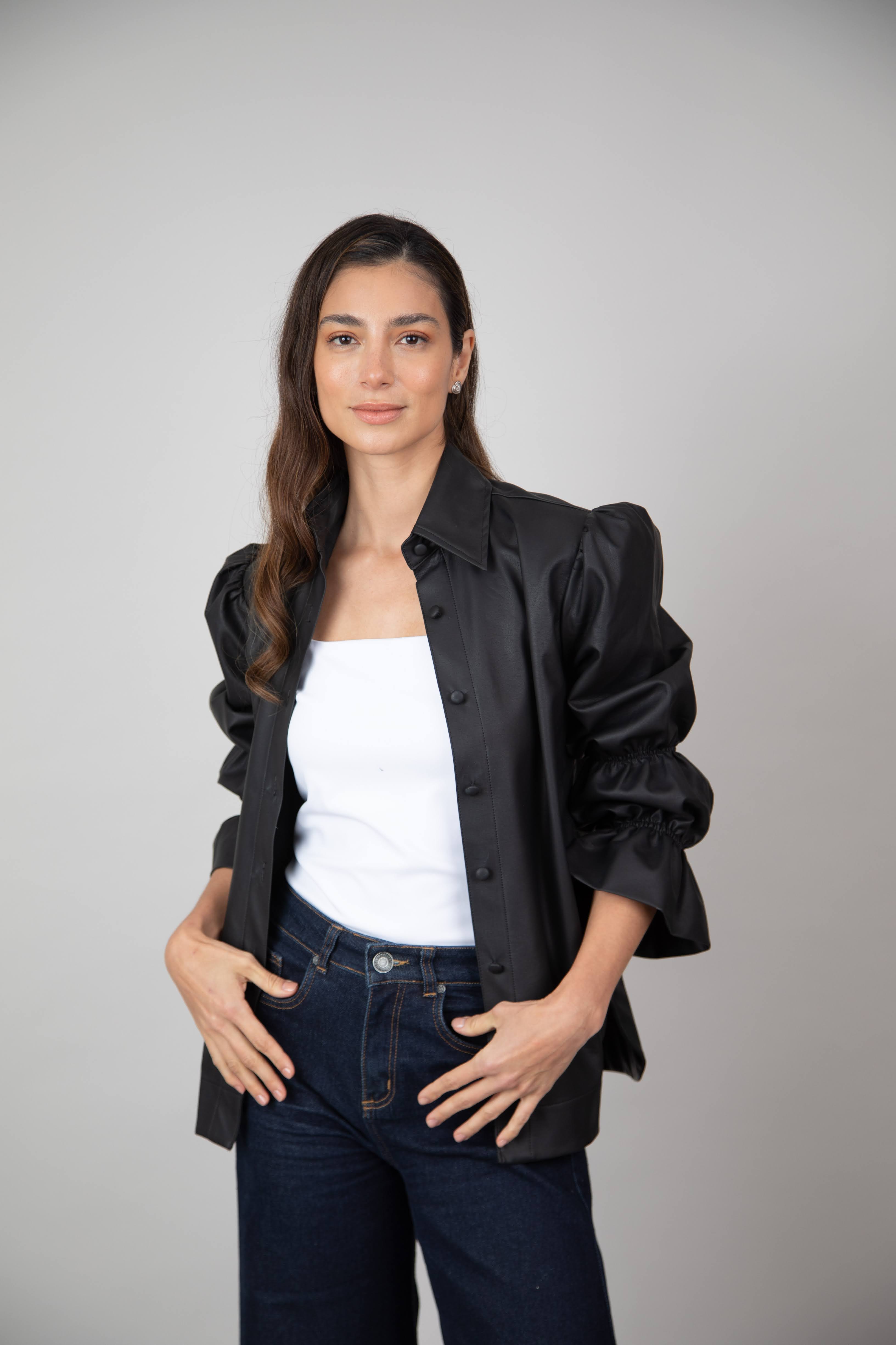 Blusa / Chaqueta Noah Negra