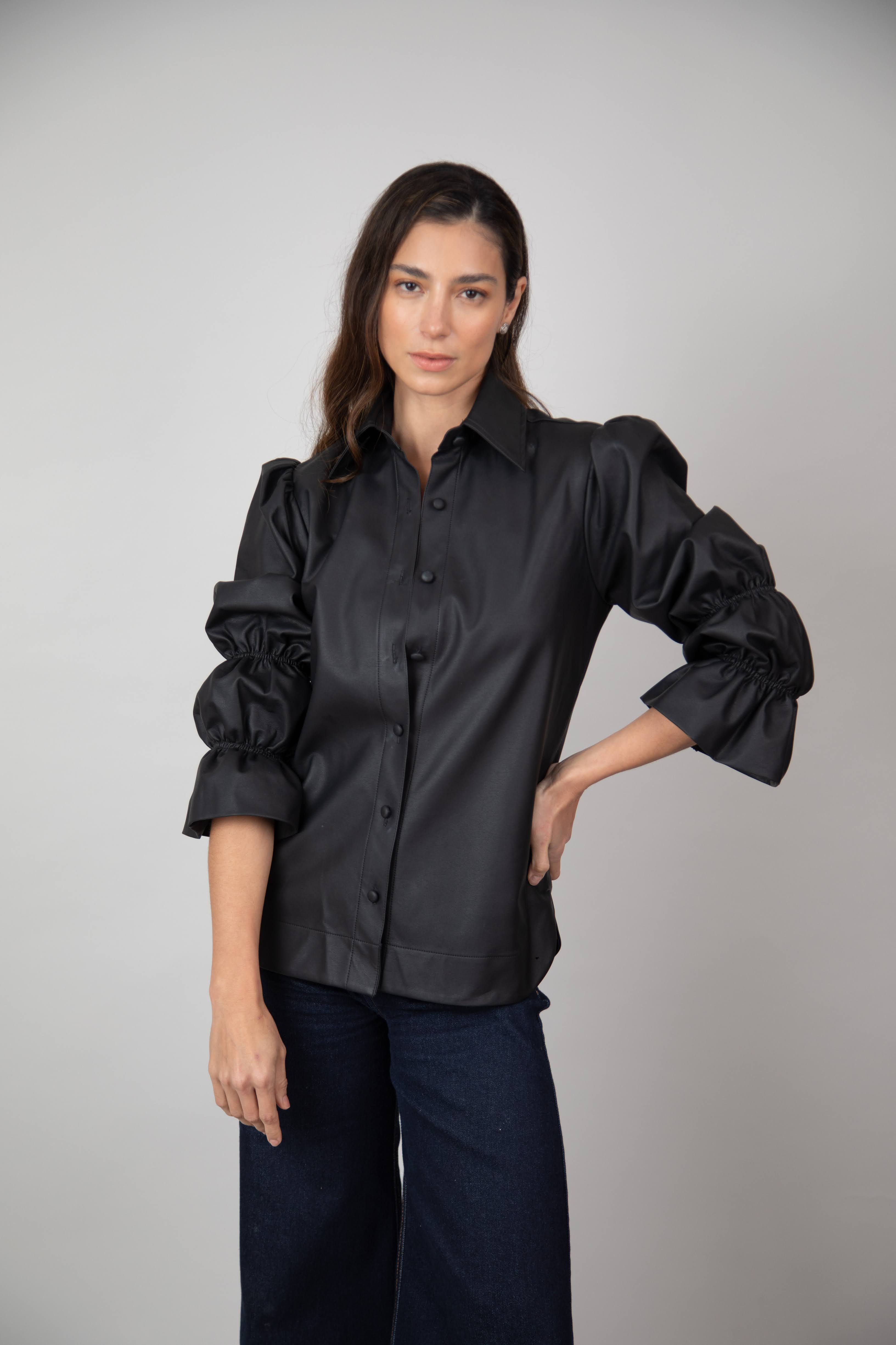 Blusa / Chaqueta Noah Negra
