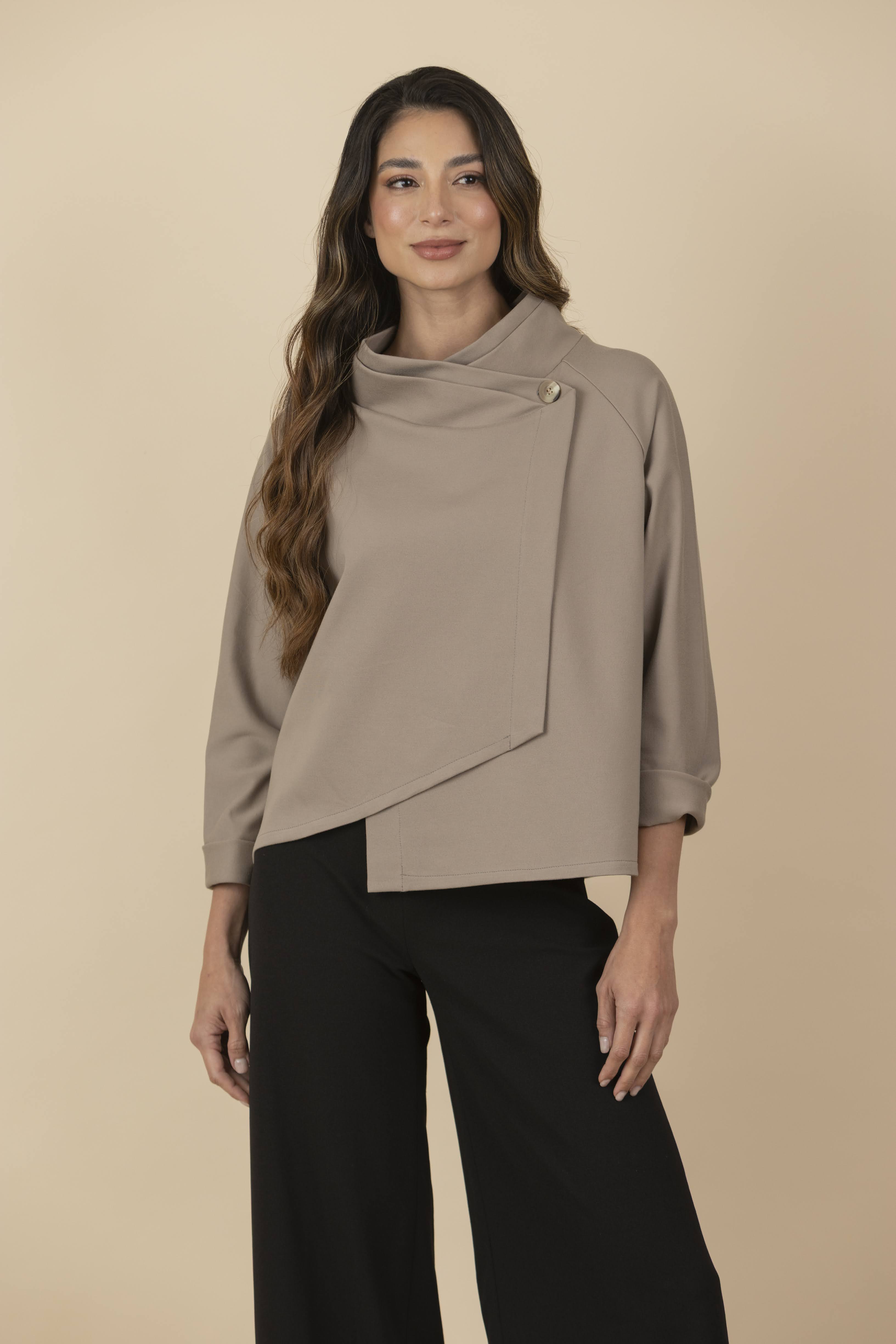Blusa / Chaqueta Zoe Taupe