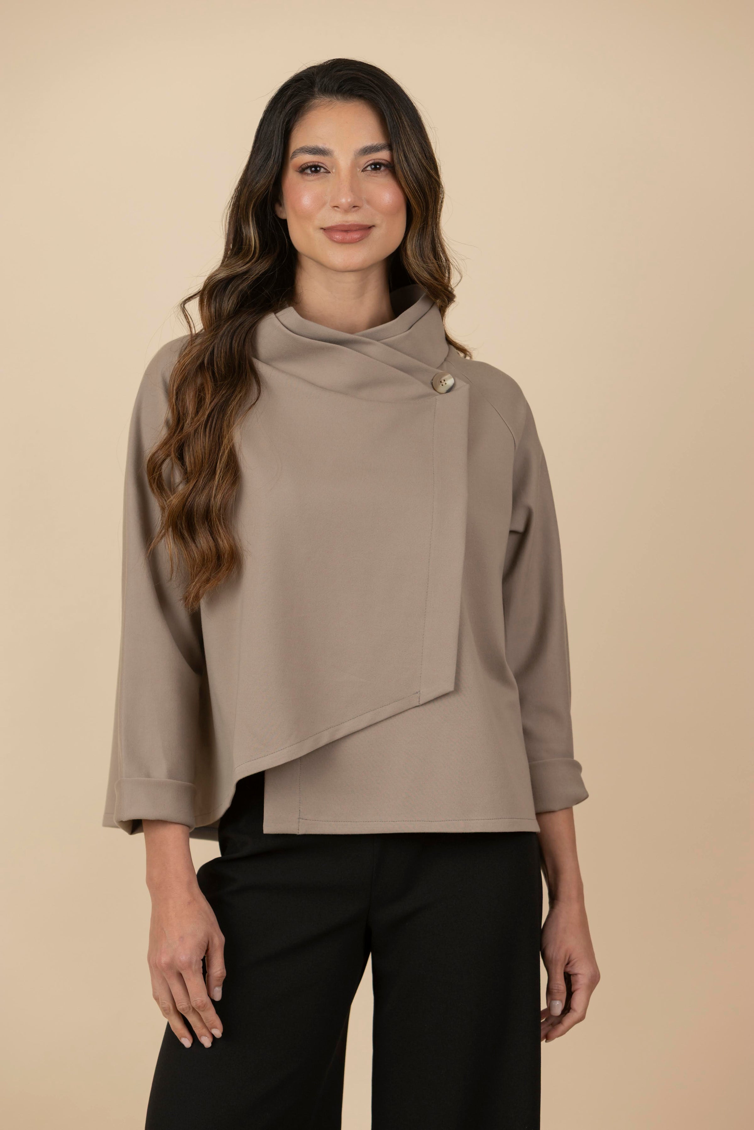 Blusa / Chaqueta Zoe Taupe