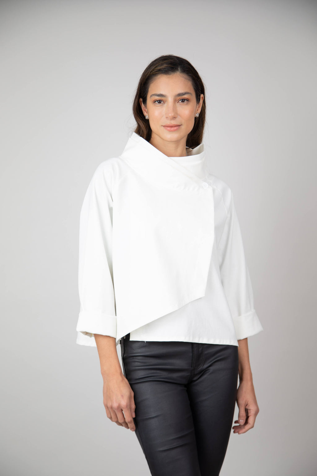 Blusa / Chaqueta Zoe Marfil