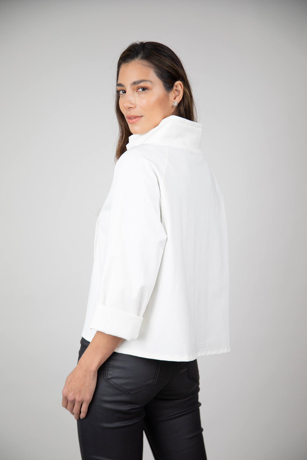 Blusa / Chaqueta Zoe Marfil