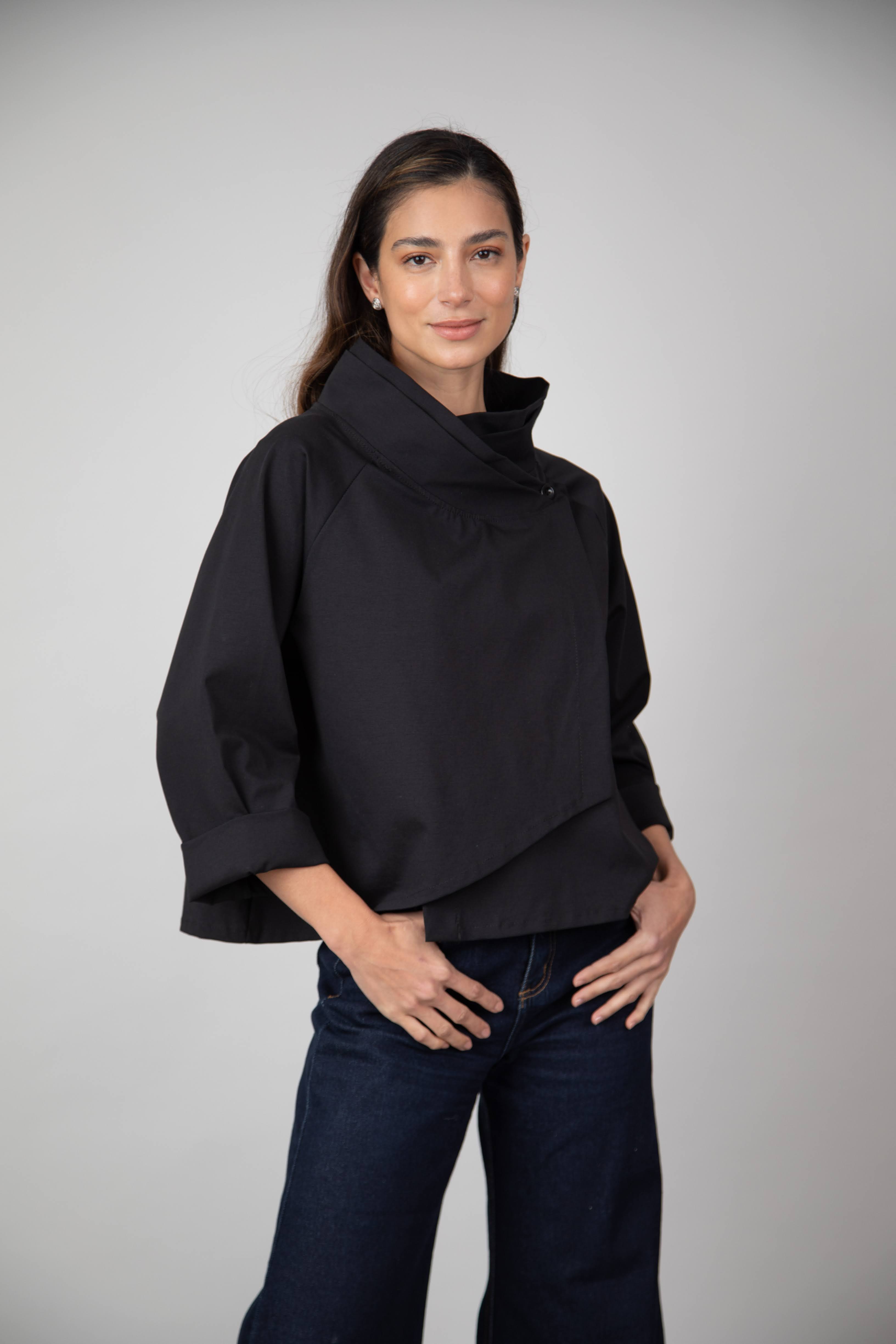 Blusa / Chaqueta Zoe Negra