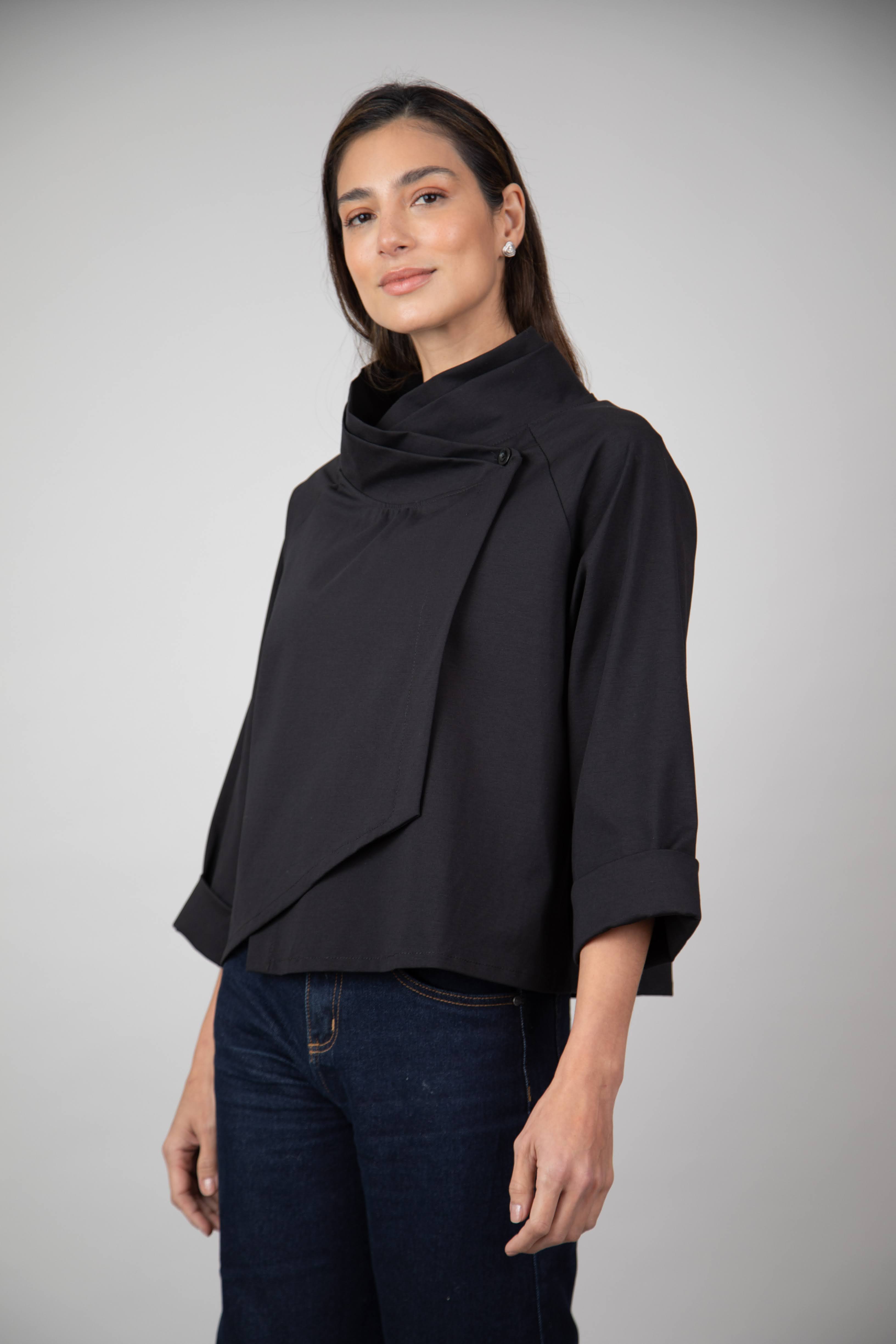 Blusa / Chaqueta Zoe Negra