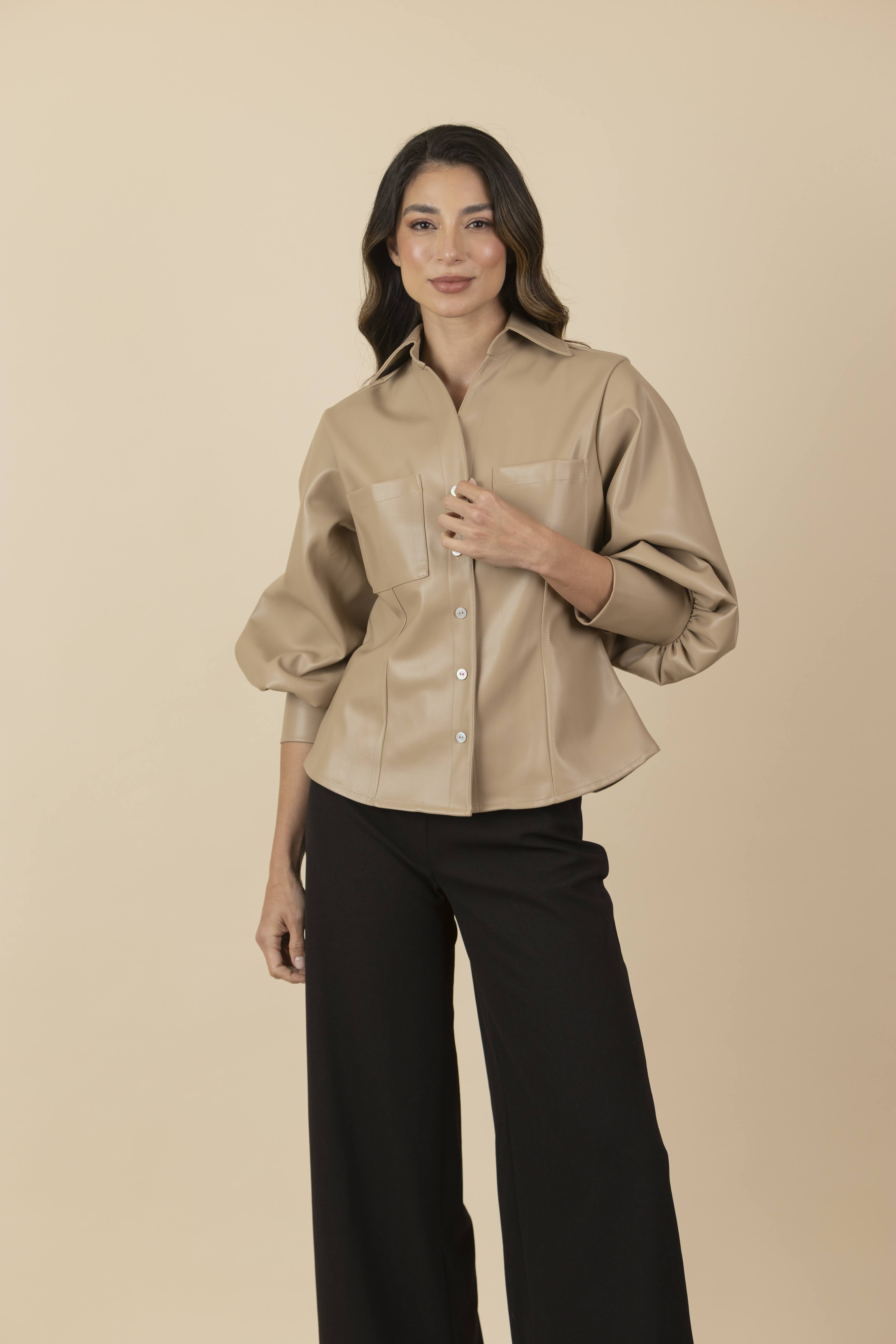 Blusa Chaqueta Ecocuero Lourdes Beige