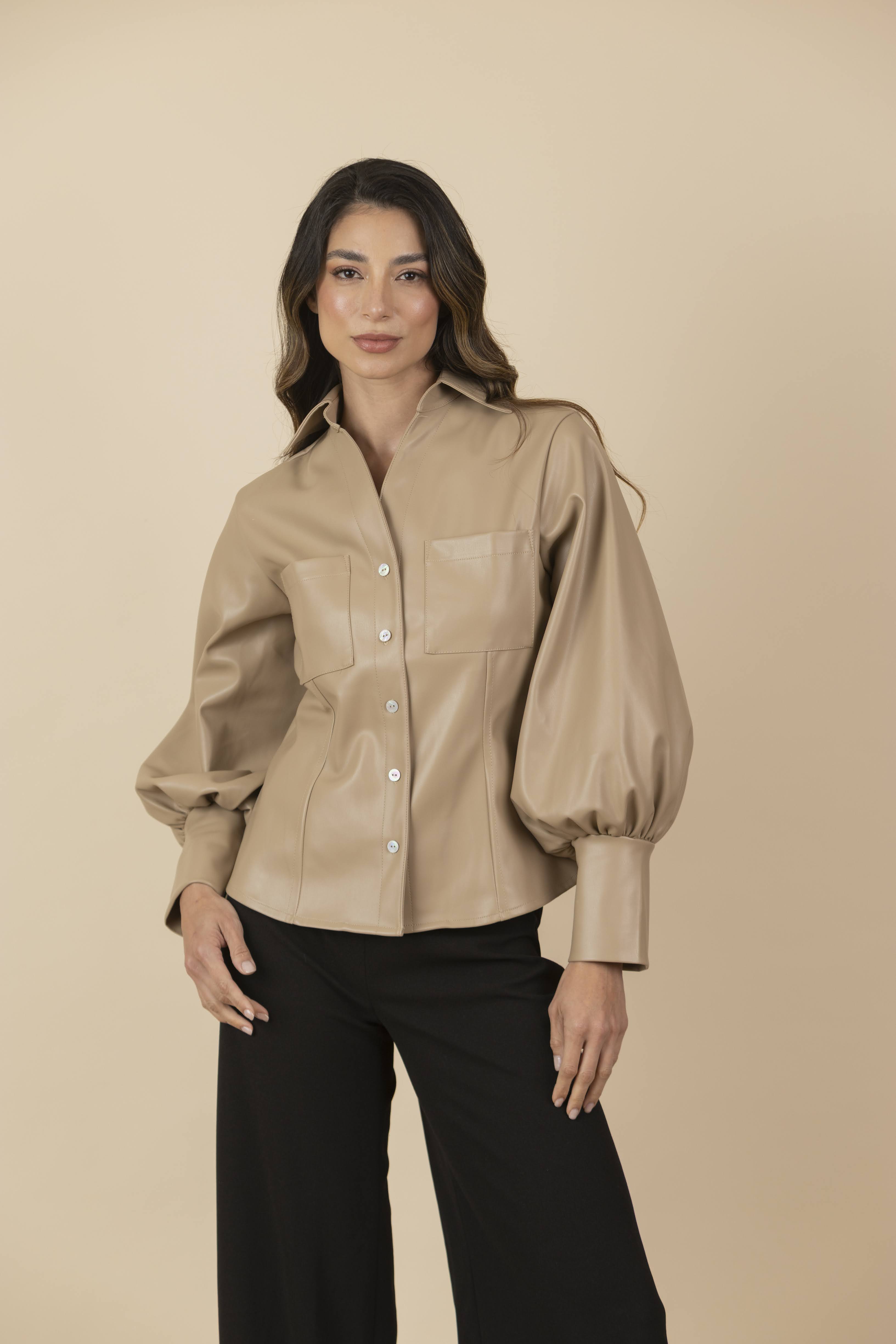 Blusa Chaqueta Ecocuero Lourdes Beige