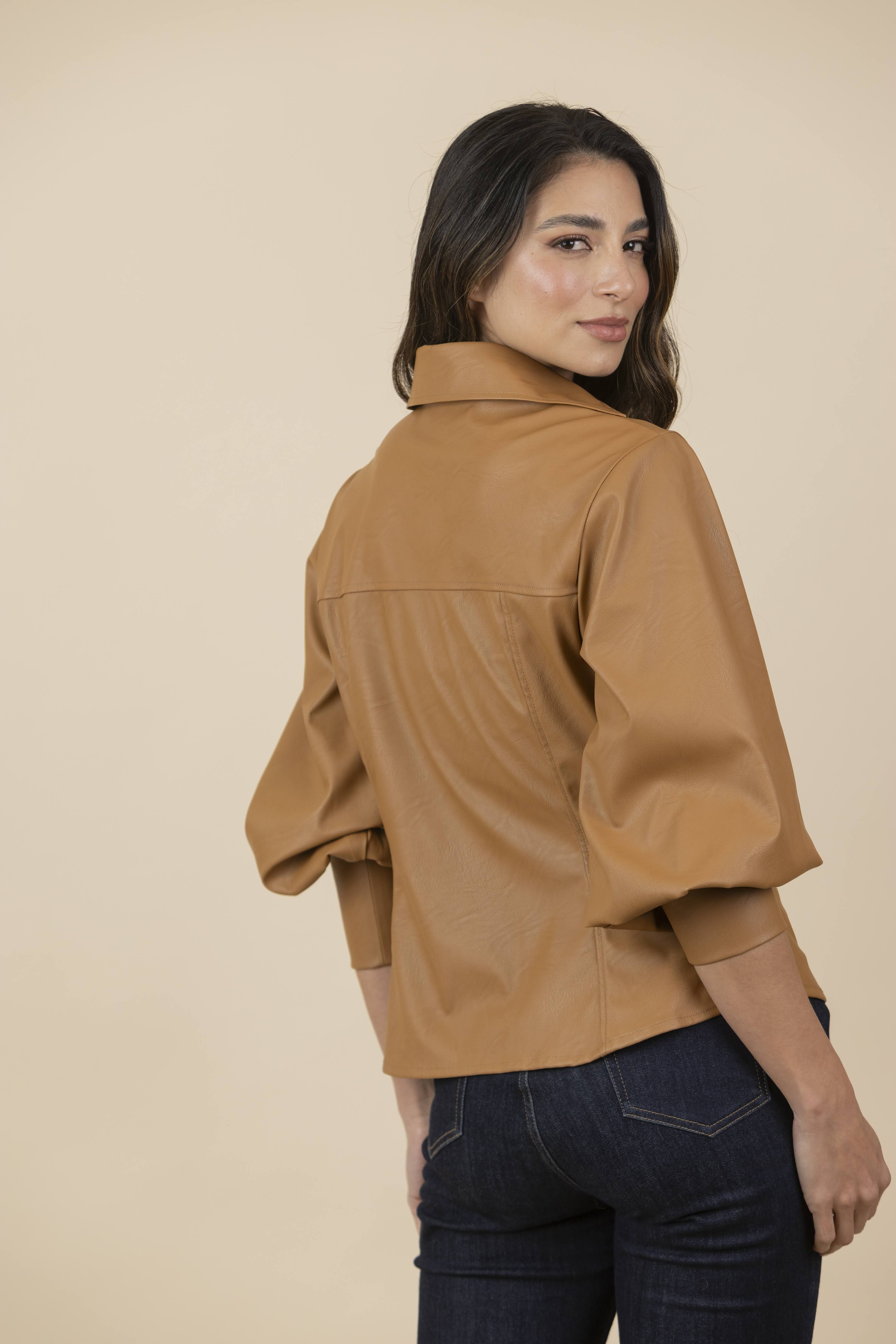 Blusa Chaqueta Ecocuero Lourdes Caramelo Claro