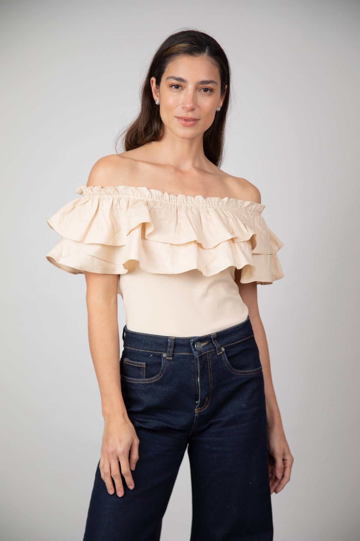 Blusa Mila Cuello Bandeja de Arandela Beige