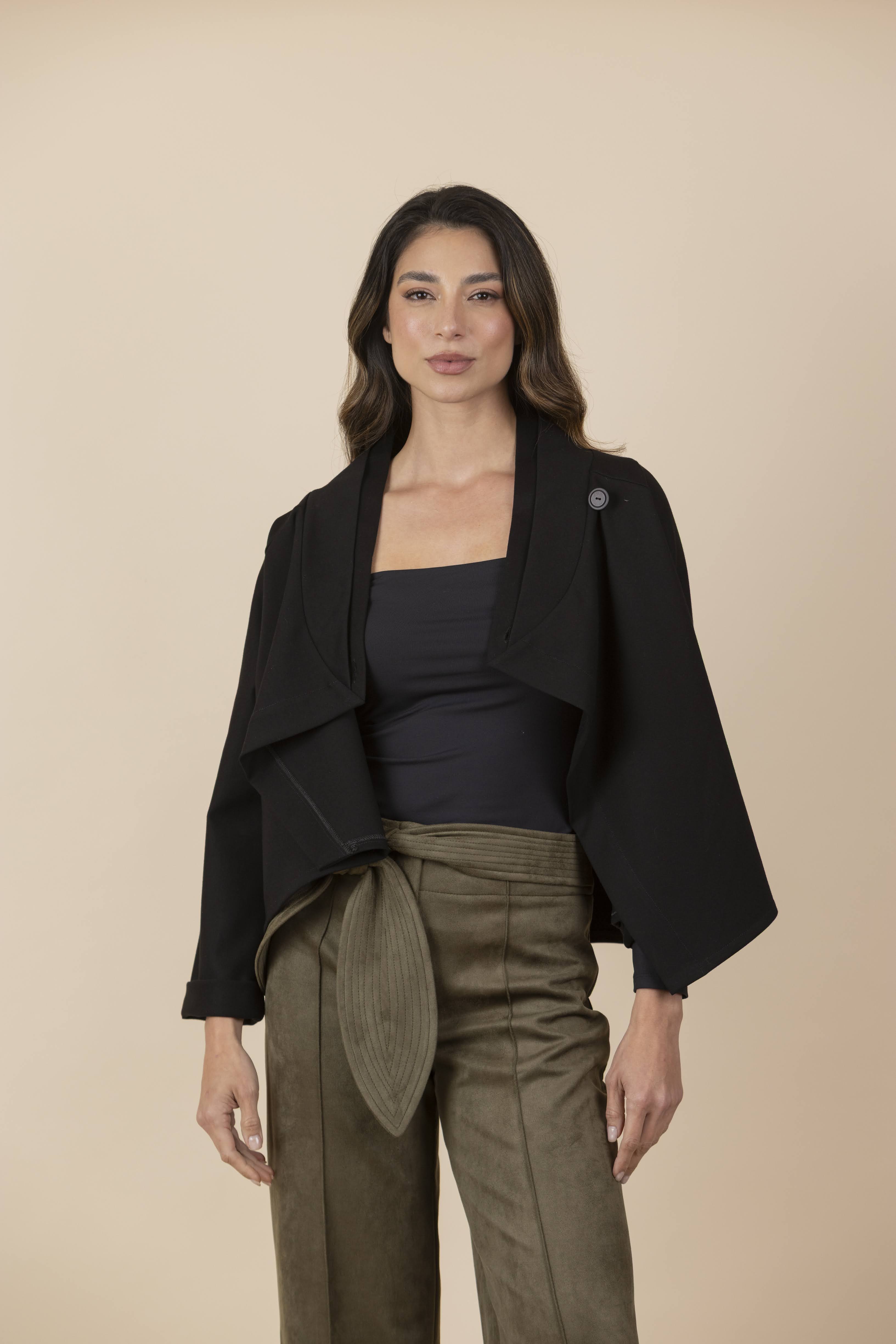 Blusa / Chaqueta Zoe Negra