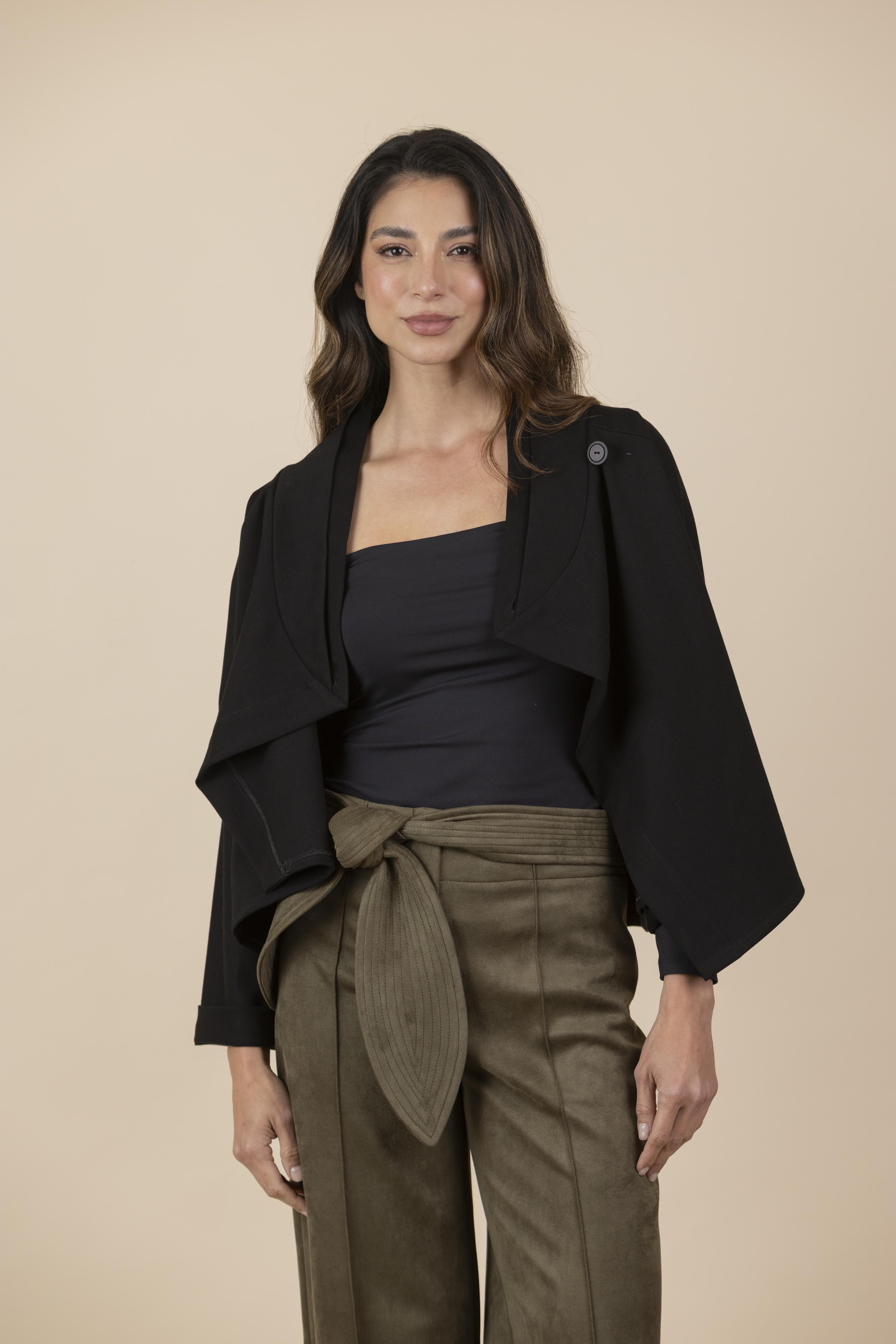 Blusa / Chaqueta Zoe Negra