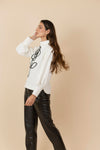 Buzo Bordado Flor Gaia Marfil