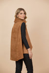 Chaleco Claudia Combinado Tela Gamuzada y Ecocuero Camel