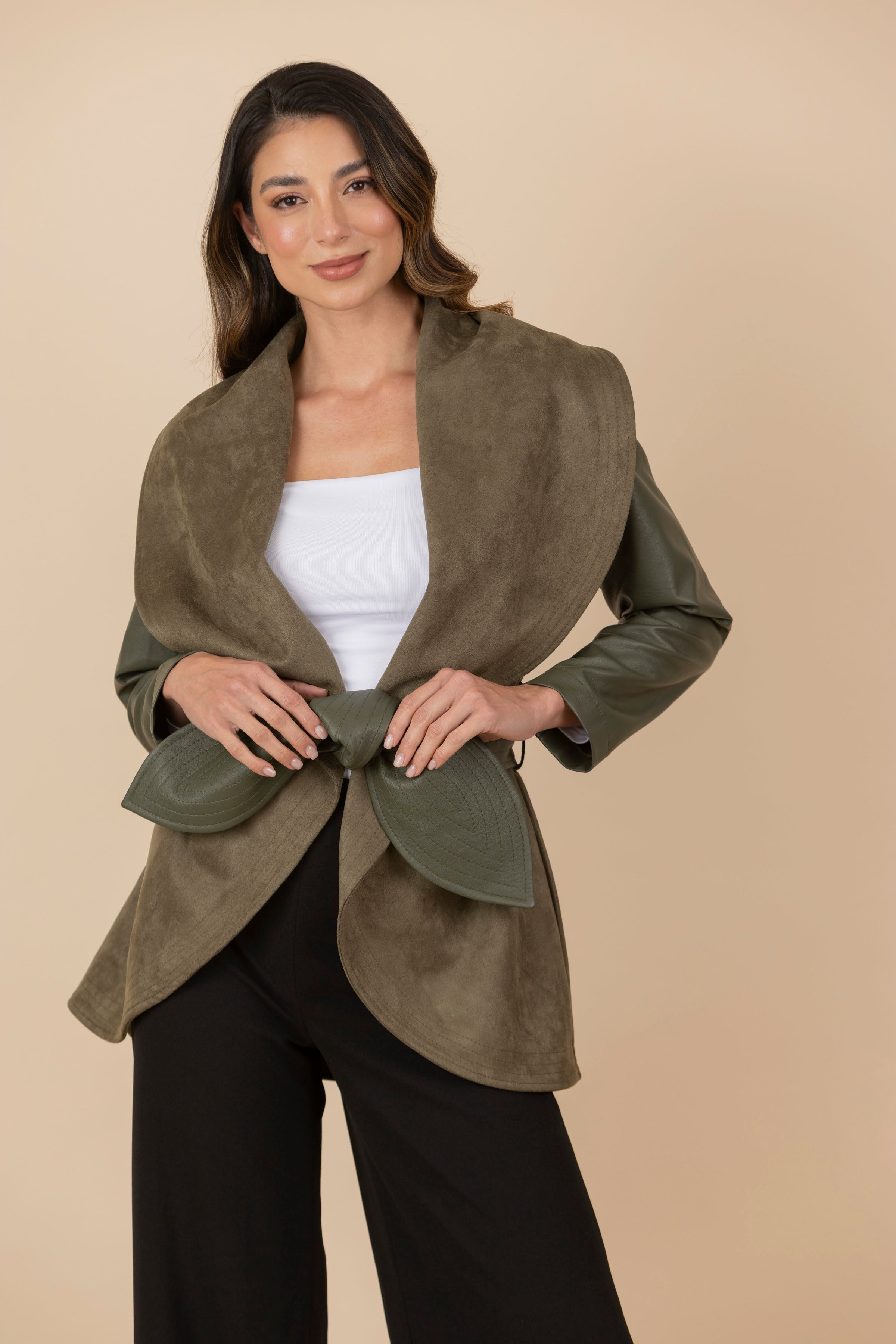Chaqueta María Verde Olivo Ref. # 2