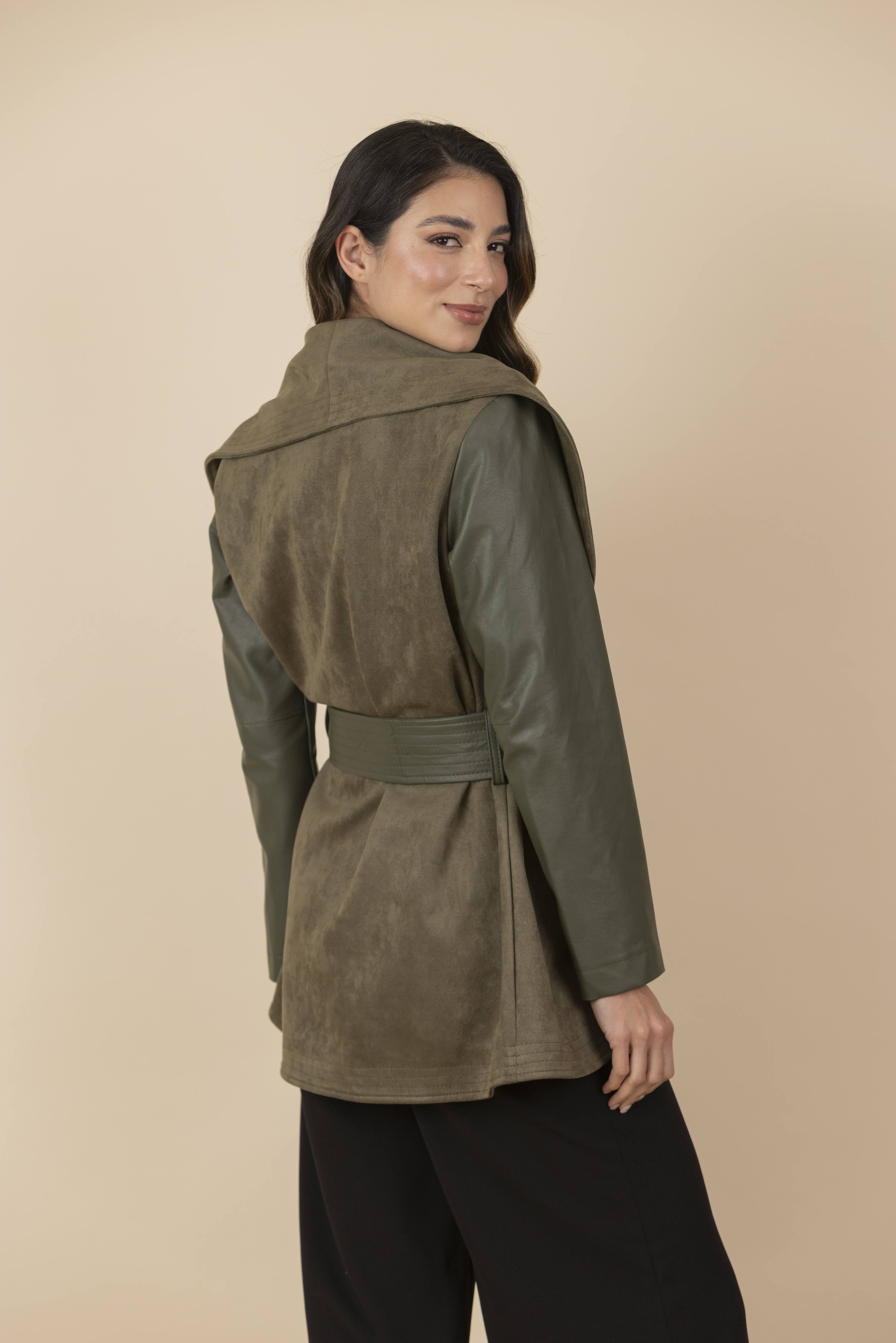 Chaqueta María Verde Olivo Ref. # 2