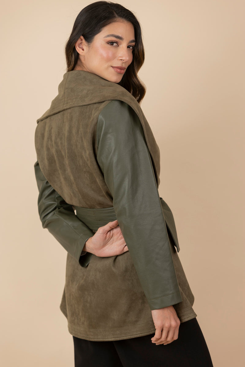 Chaqueta María Verde Olivo Ref. # 2