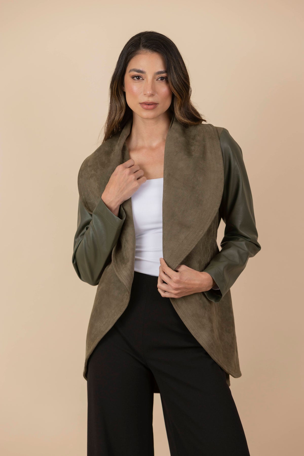Chaqueta María Verde Olivo Ref. # 2
