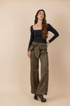 Pantalon Cinturón De Hojas Suede Verde Olivo