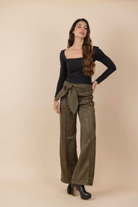 Pantalon Cinturón De Hojas Suede Verde Olivo